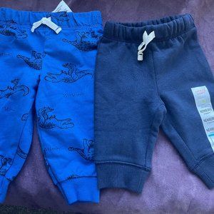 NWT 2 Pair of baby boy sweatpants Size NB and 6 months